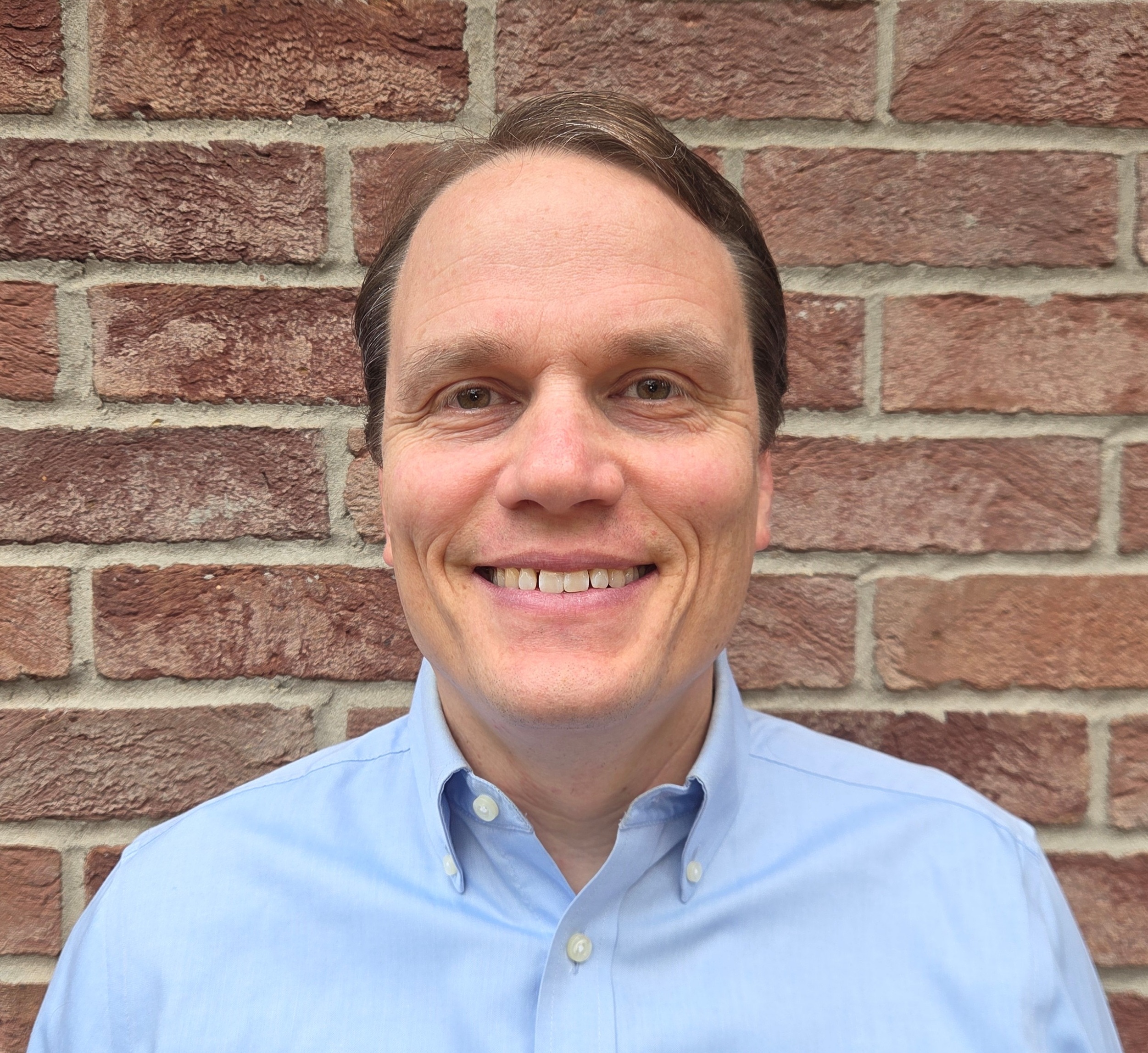 Professional portrait of Alan Hedengren